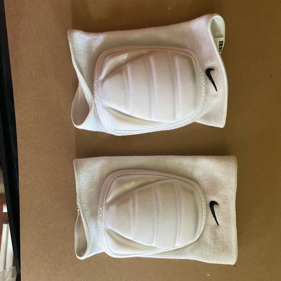Nike Volleyball knee pads